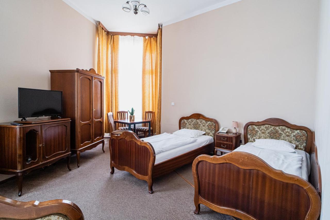 Hotel Polonia Торунь Екстер'єр фото