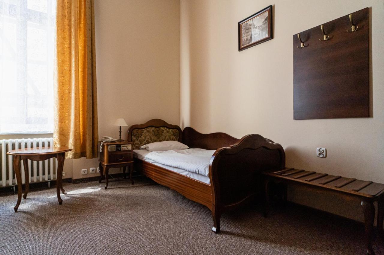 Hotel Polonia Торунь Екстер'єр фото